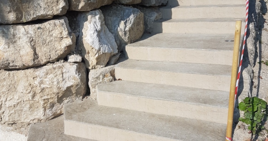 Escaliers Béton Estampé relief Granite, Spots encastrés